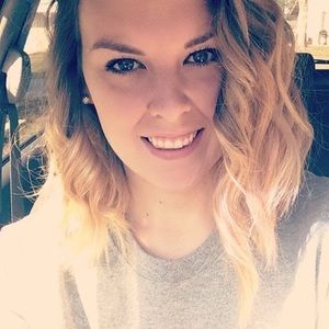 Meet your Posher, Stephanie